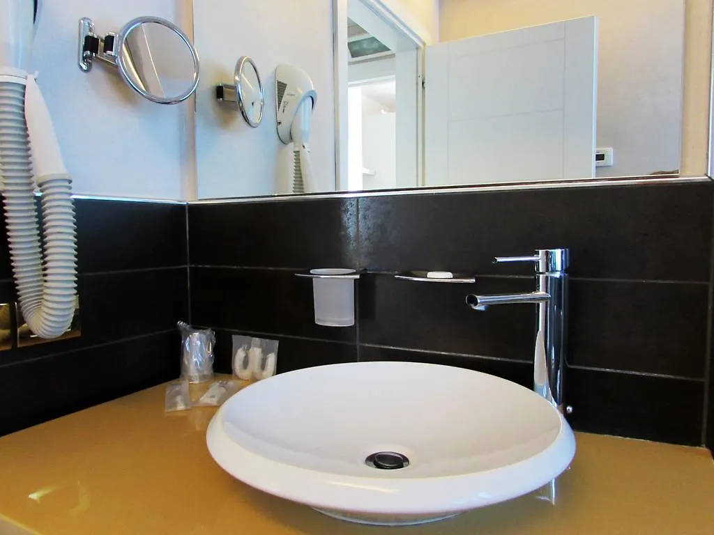 **** Aparthotel Hotel Dante Residence Mantova Italia